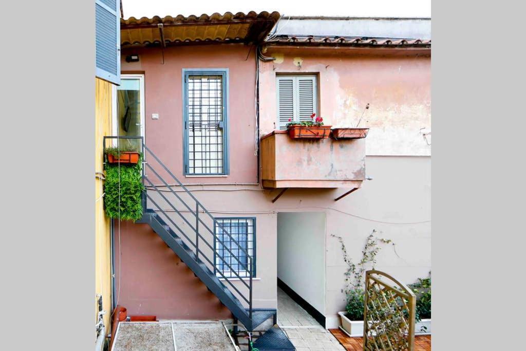 Bright Cozy Trastevere - Collection Apartment Rome