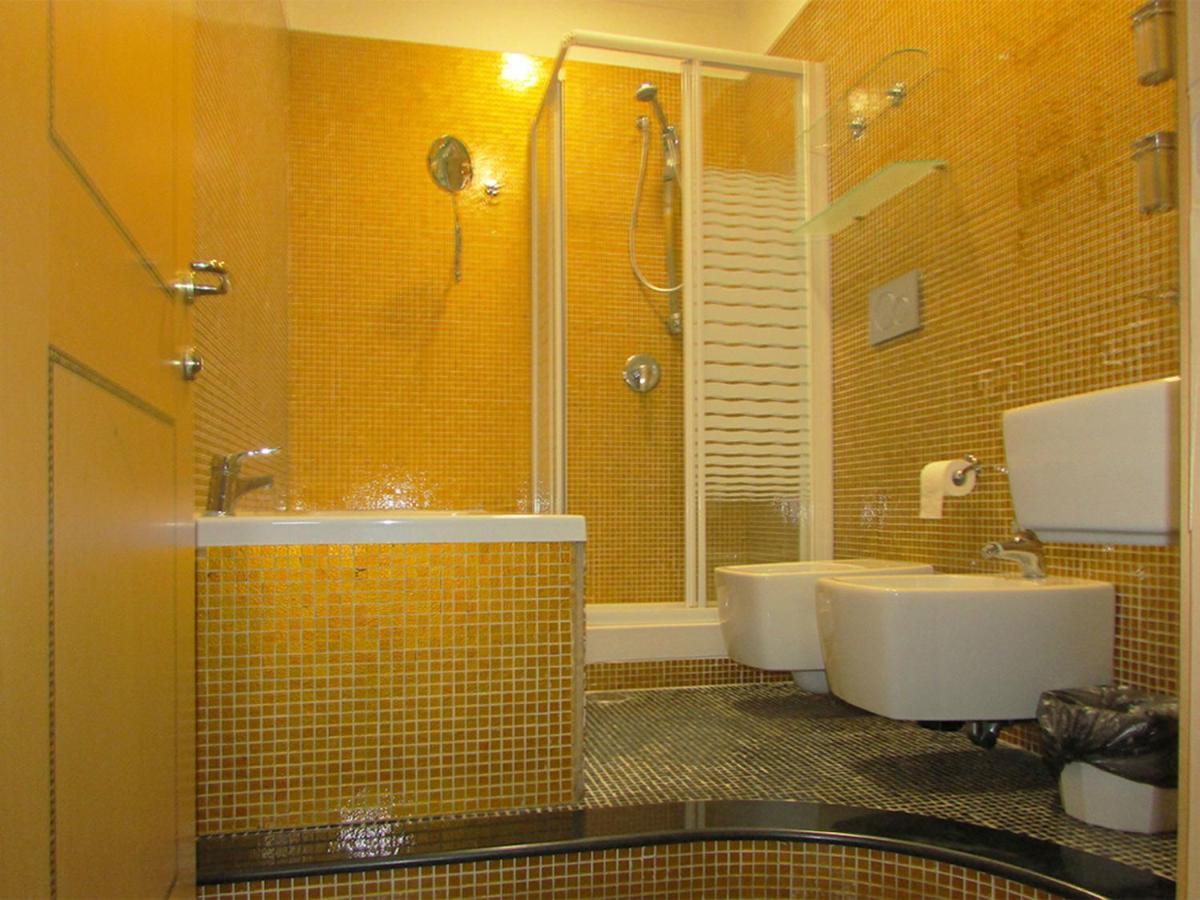 Vatican Guest house 2*