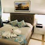 Kambal Luxury Suites