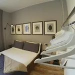 Natale Del Grande 21 Stylish Apartment
