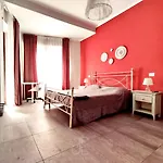 Domus Elena Apartment