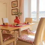 The Best Rent - Bright Apartment Near Isola Tiberina