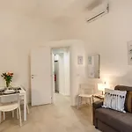 Newly Renovated Apartment By The Vatican
