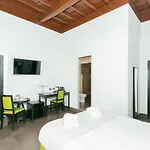 Suitinn19