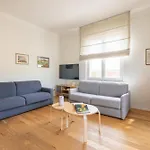 Top Floor Apt With Rooftop Terrace Near St. Peter