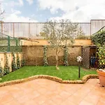 Appartamento Con Giardino Privato