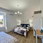 Menasihome