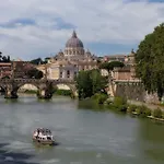 B&B Vatican Inside