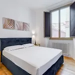 Opera Exclusive House By Premium Suites Collection