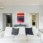 Auditorium Luxury Apartments