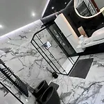 Zoelia Casilina House