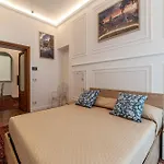 Rione Sallustiano Elegant Apartment
