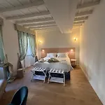 Paolina Place