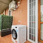 Eur Torrino Apartment, Vicino La Stazione Metro Tor Di Valle
