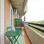 Eur Torrino Apartment, Vicino La Stazione Metro Tor Di Valle