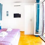 Boutique Trastevere Rome Apartment Ripa 12