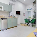Santi Quattro Apartment&Rooms - Colosseo