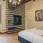 Piazza Venezia Charming Apartments With View