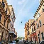 Style Apartment Julia 50 Mt From Colosseum
