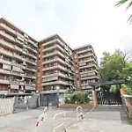 Eur Torrino Apartment, Vicino La Stazione Metro Tor Di Valle