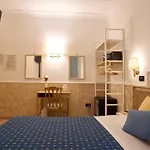 Hotel Ascot