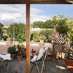 Fienaroli Apartment