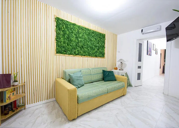 Green Refuge