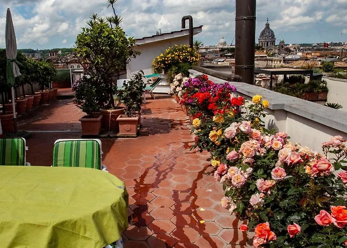 Tolles Appartement In Rione IV Campo Marzio Mit Panorama-Terrasse, Trevi-Brunnen In Der Naehe