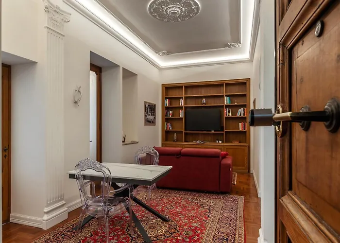 Rione Sallustiano Elegant Apartment
