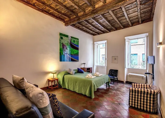 Romantic Via Giulia Lovely Flat