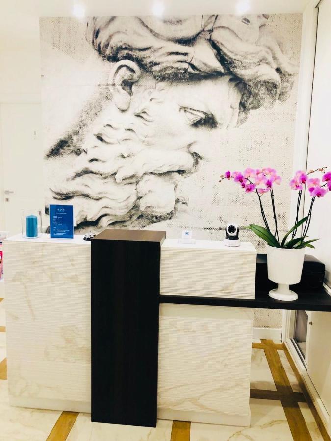 Kambal Luxury * Rome