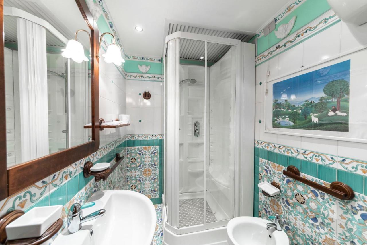 Hotel Barrett 3*