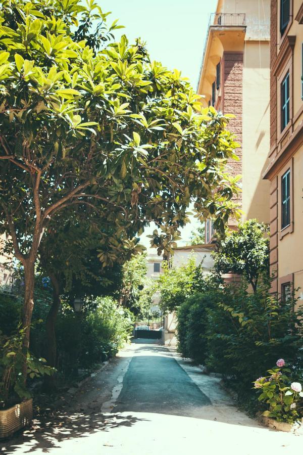 Lighthouse Trastevere Guest house 2*