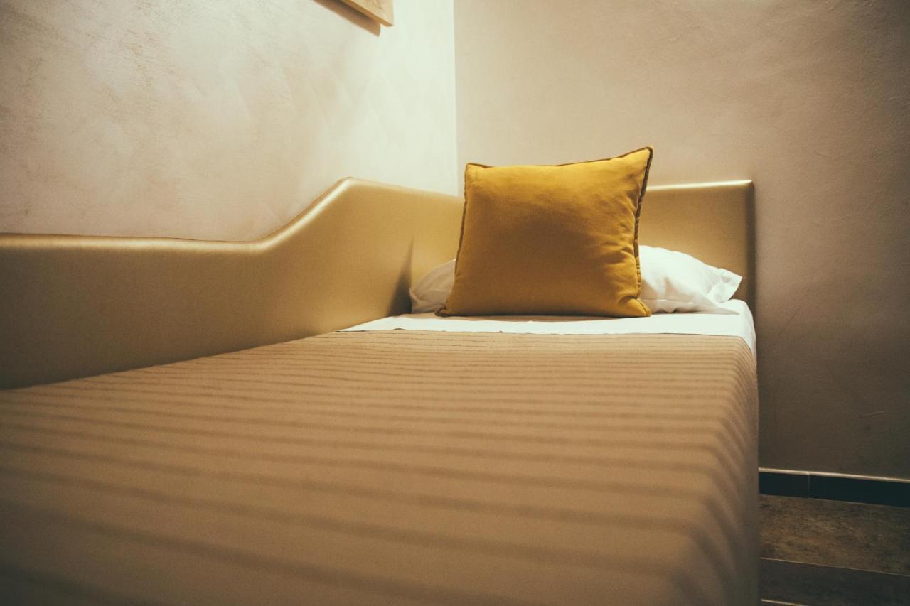 Lighthouse Trastevere Guest house Rome