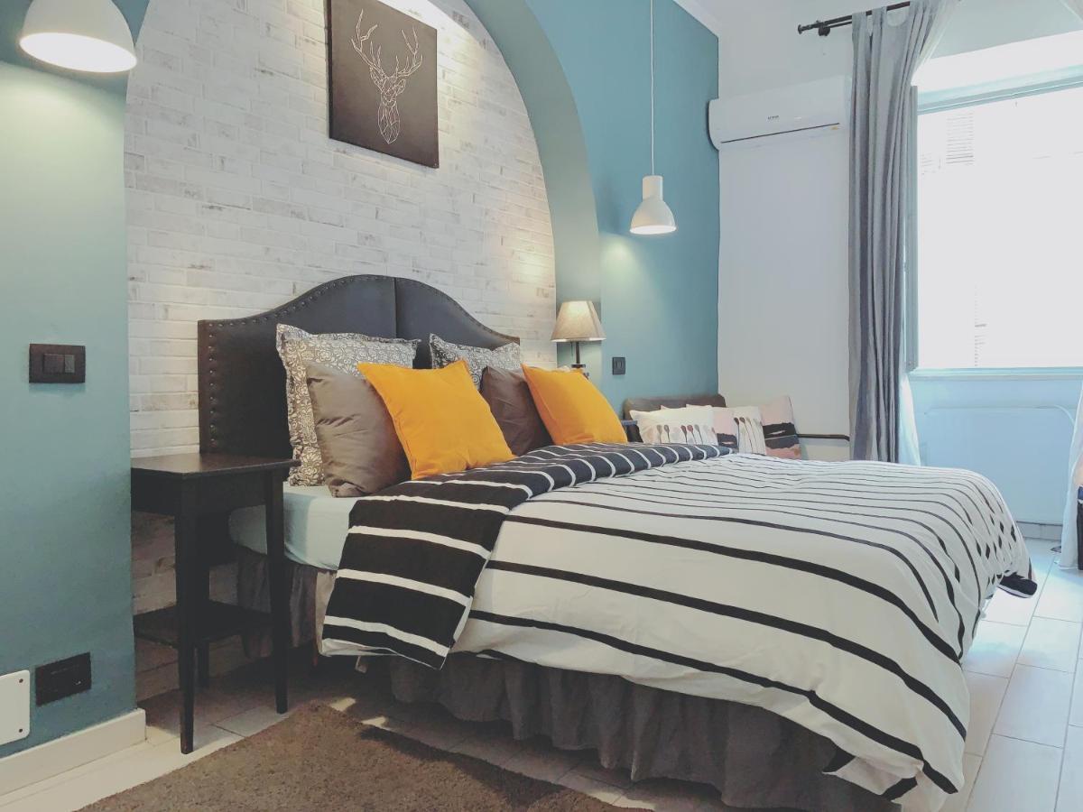 V House Homestay Rome