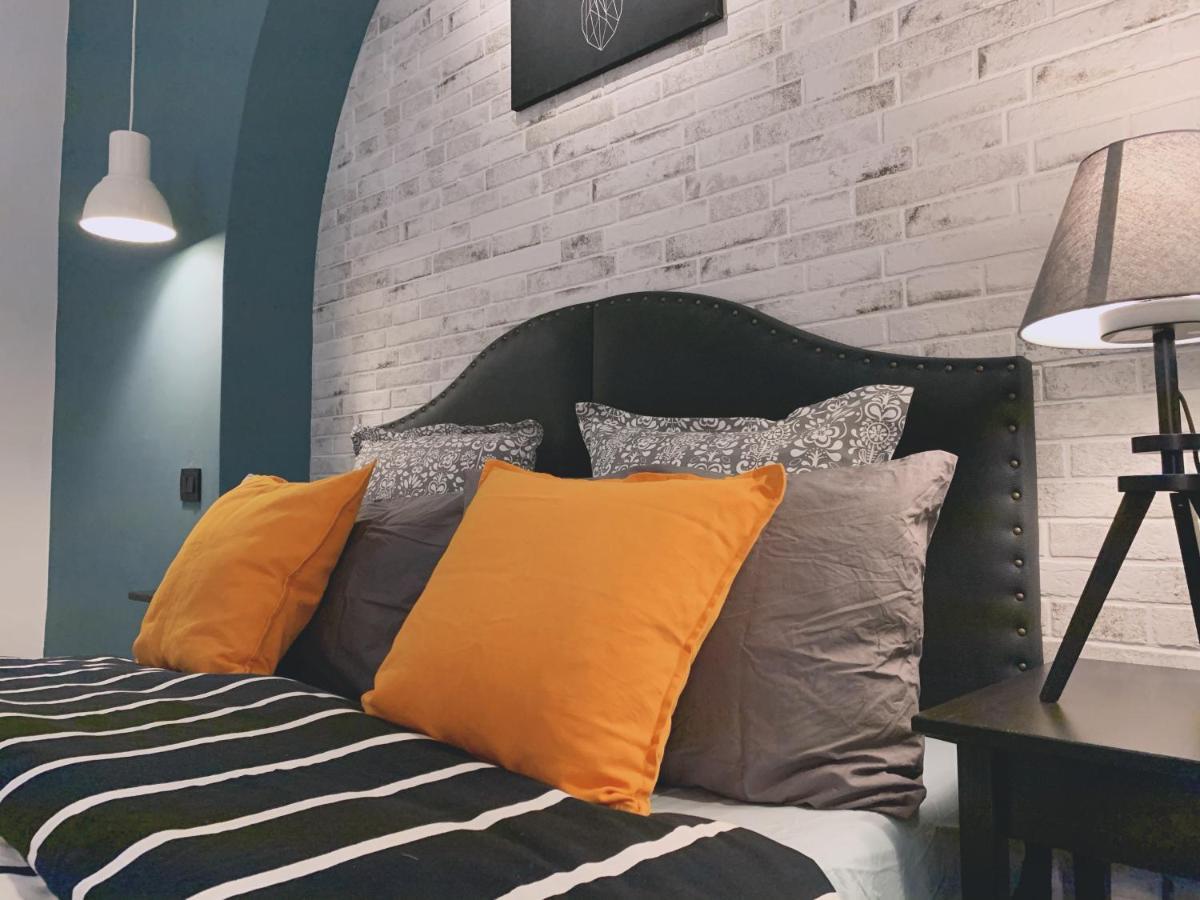 V House Homestay Rome