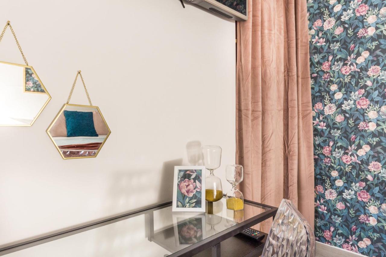 Apartment Flora Metro Vittorio Rome