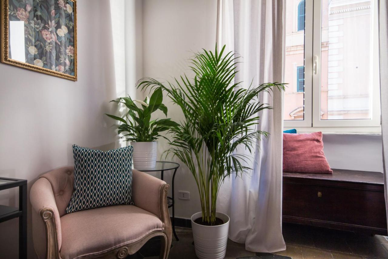 Flora Metro Vittorio Apartment