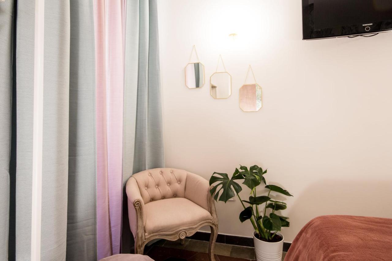 Apartment Flora Metro Vittorio Rome