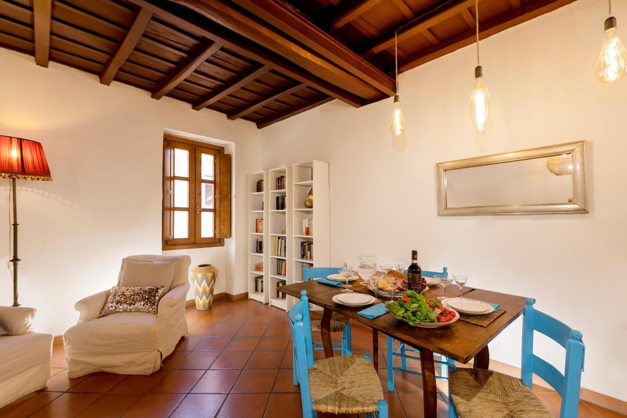 Stunning Flat With Terrace In Trastevere Rome