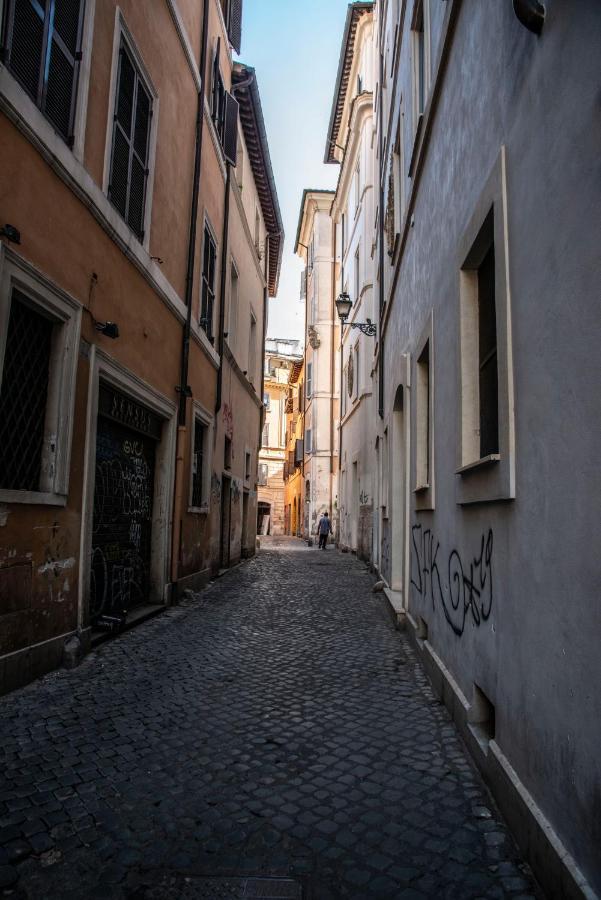 - Walk To Navona - Full Kitchen - Fast Wi-fi & A-c