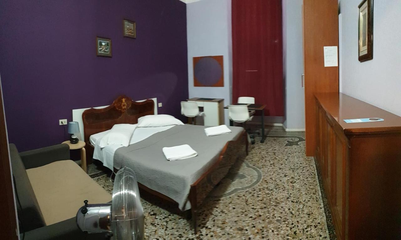 Ava Guest house