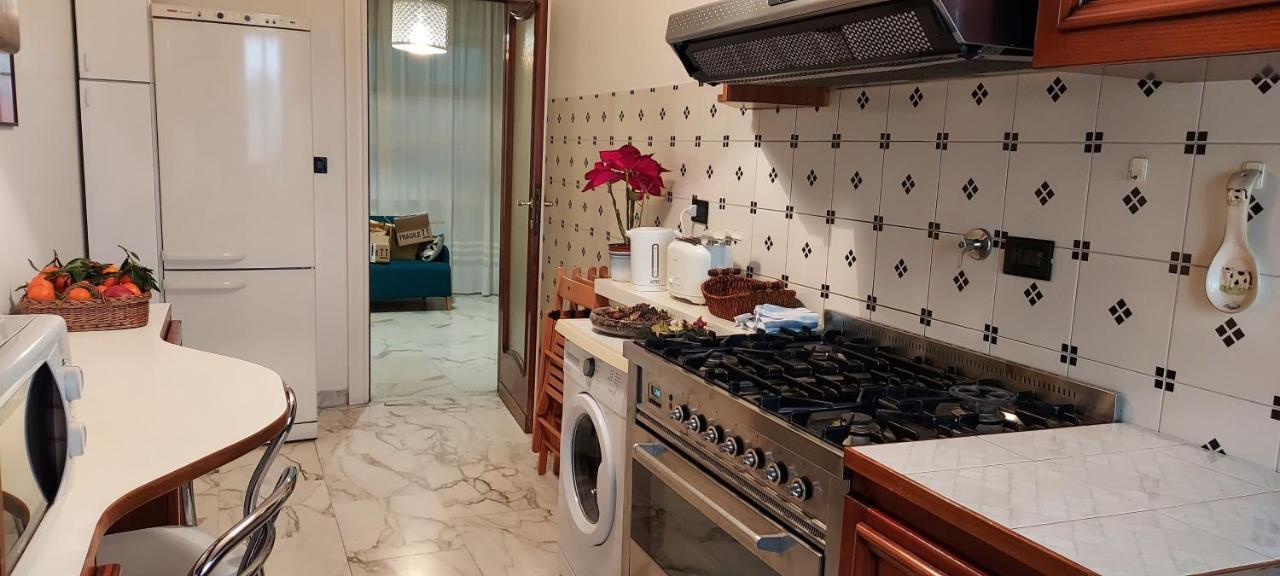 Vatican De Carolis Terrace Apartment *