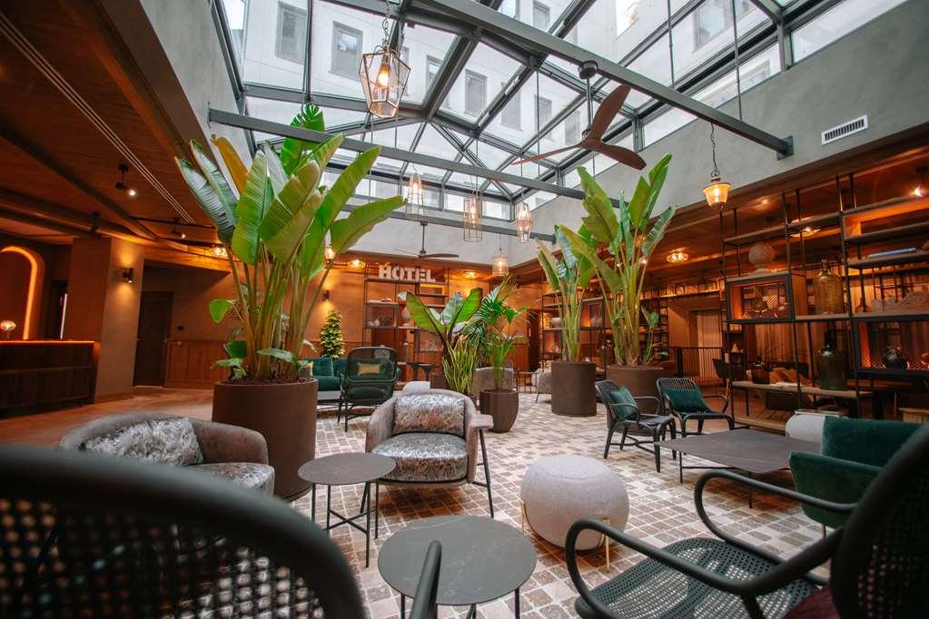Doubletree By Hilton Monti Hotel Rome