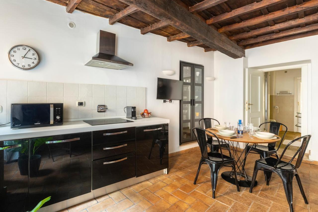 Deza Cozy Place In Monti * Rome