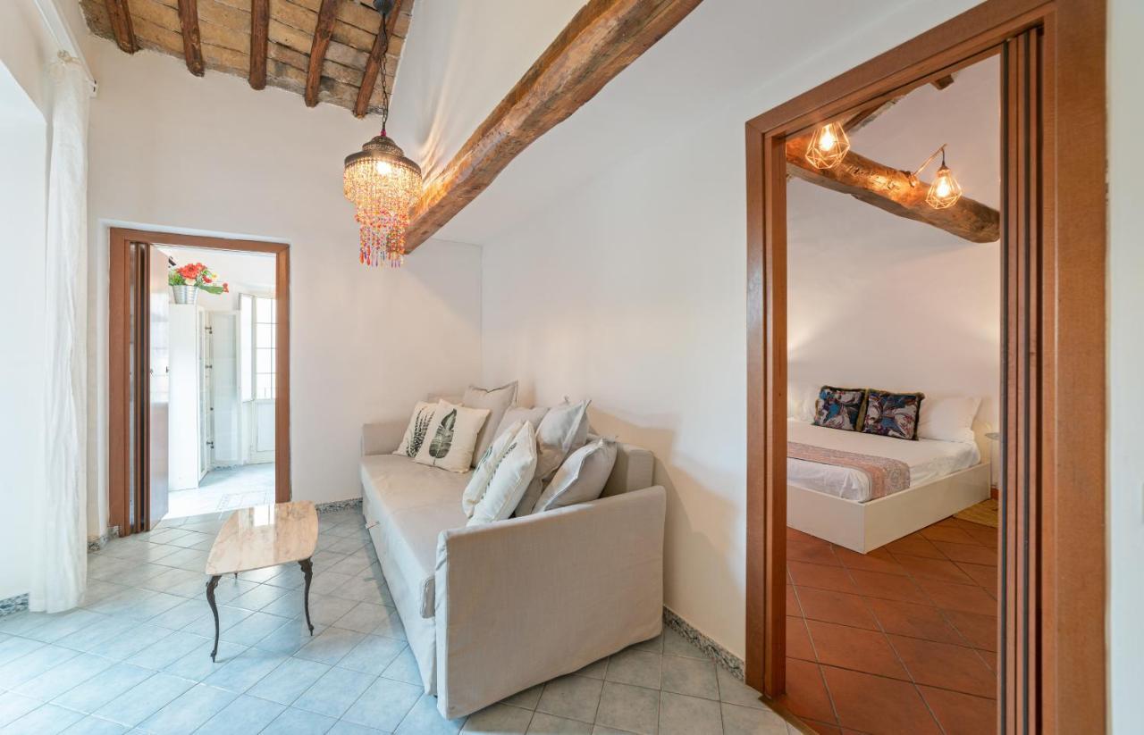 Stunning Flat With Terrace In Trastevere * Rome