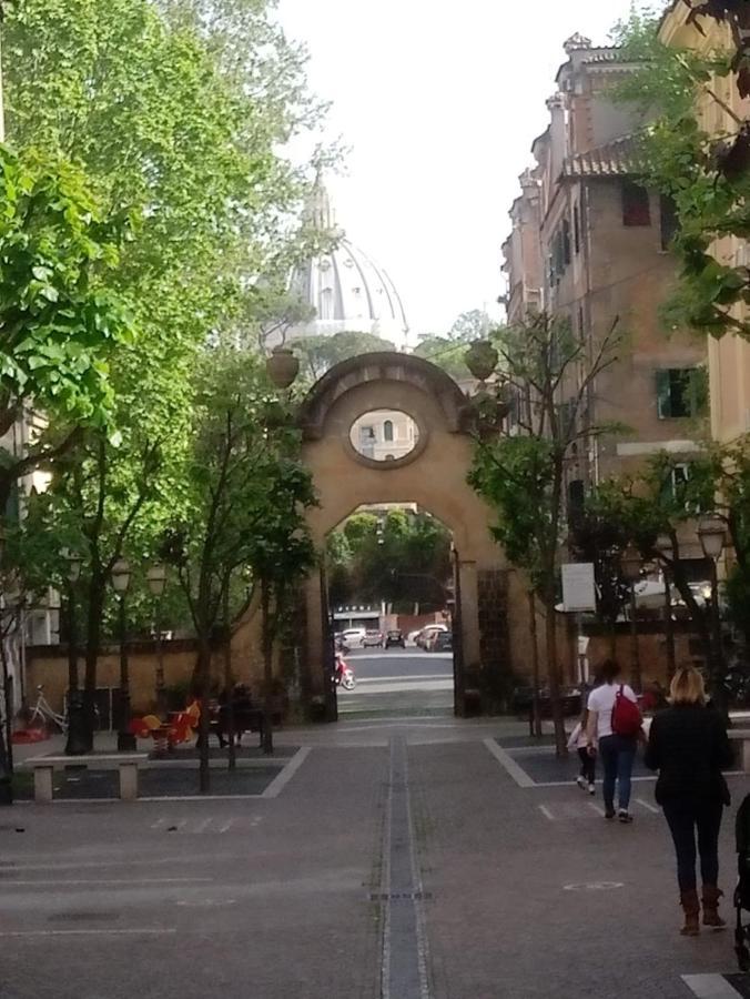 Ave Cesare Apartment Rome