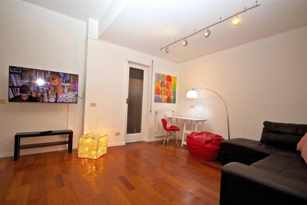 Porta Portese Happy House, Trastevere Steps Rome