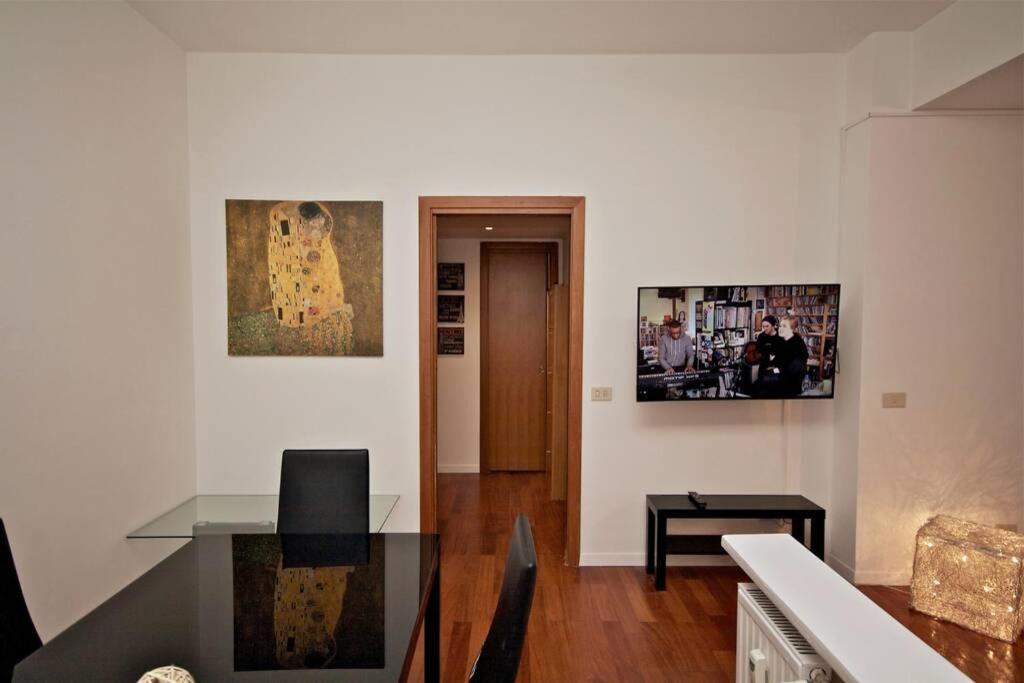 Porta Portese Happy House, Trastevere Steps * Rome