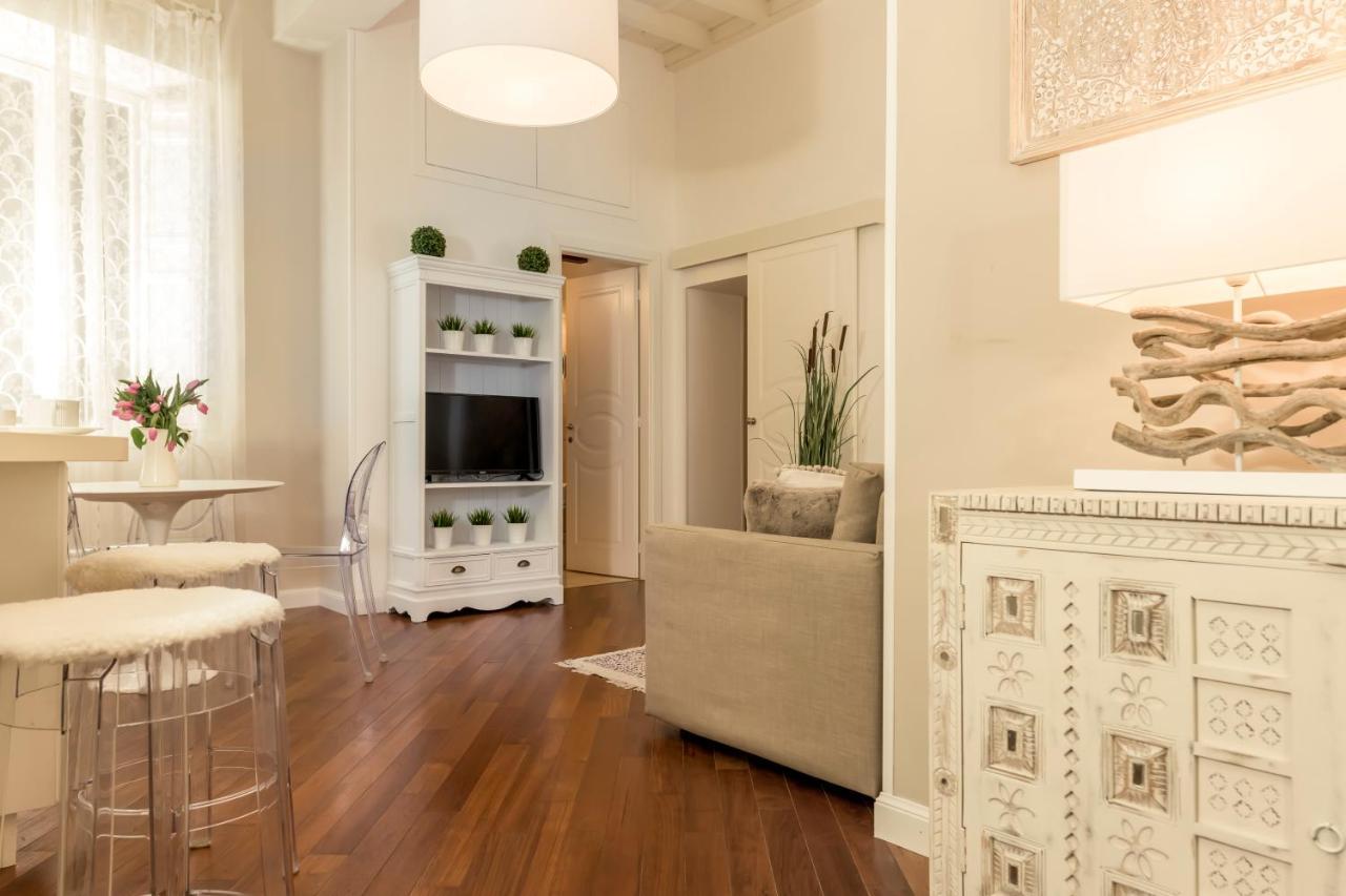 Lovely New Home, Fontana Di Trevi Apartment
